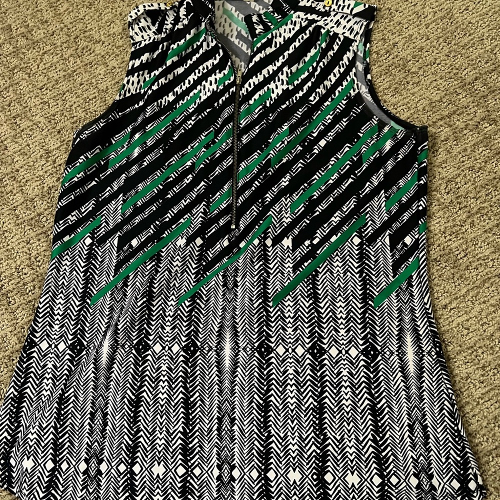 7 shirts, all larges